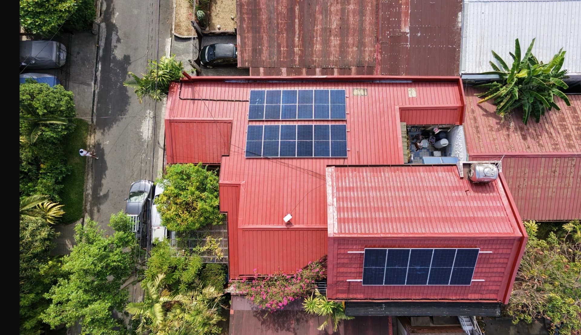 10KW Solar PV Hybrid System view 2