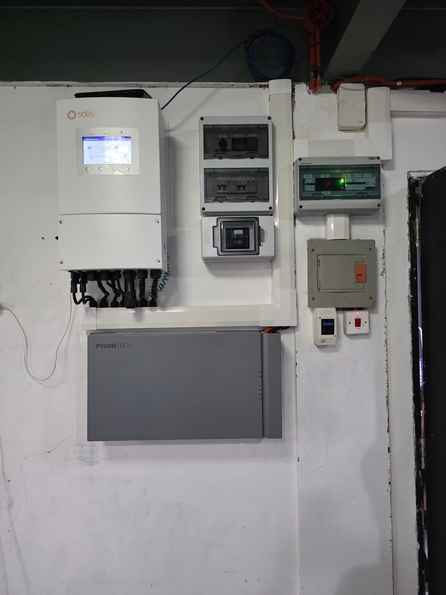 3rd 5KW Solar PV Hybrid System view 3